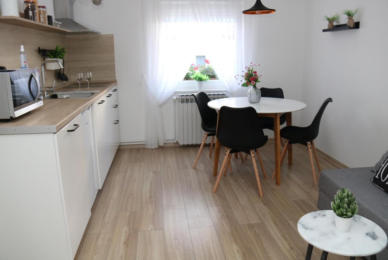 Apartman Relax Dakovo Exterior photo